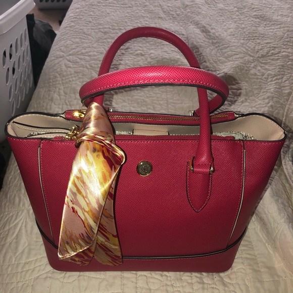 London Fog Handbags - LN London Fog Tote